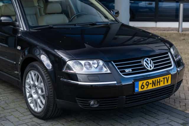Volkswagen Passat (2003) thumbnail 6