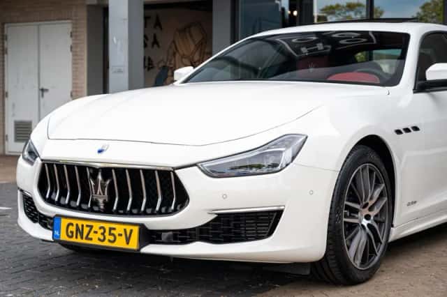 Maserati Ghibli (2019) thumbnail 3