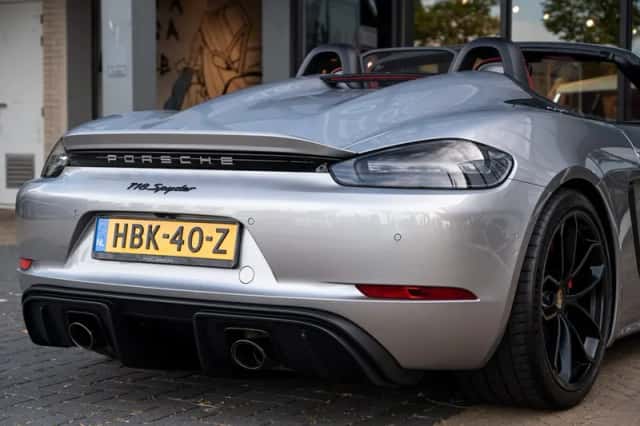 Porsche Boxster (2021) thumbnail 4