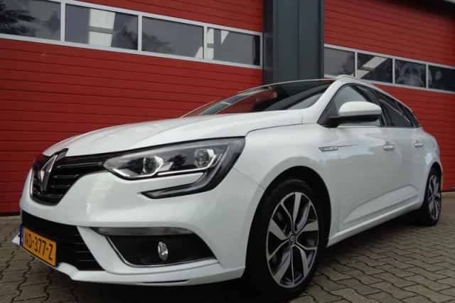 Renault Mégane (2017) thumbnail 4