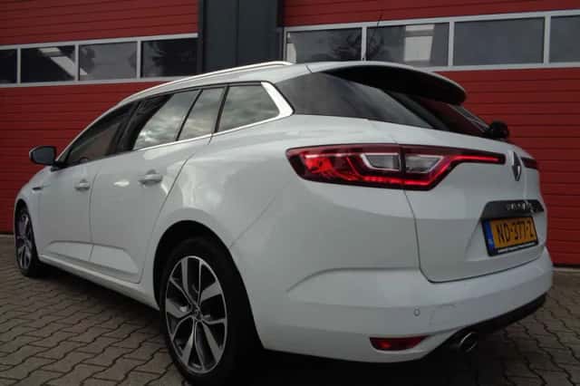 Renault Mégane (2017) thumbnail 6