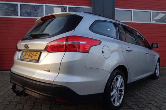 Ford Focus (2016) thumbnail 6