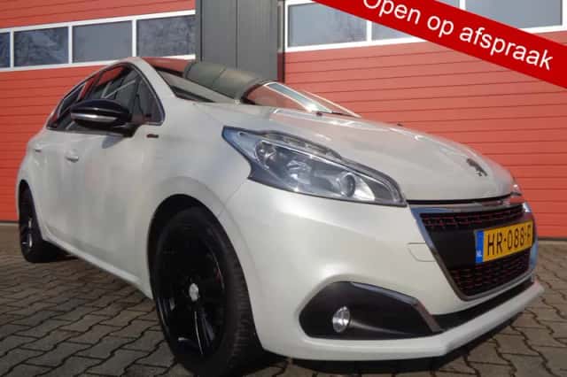 Peugeot 208 (2015) thumbnail 1