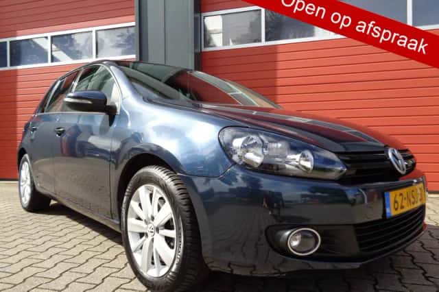 Volkswagen Golf (2011) thumbnail 1