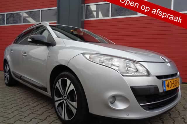 Renault Mégane (2012) thumbnail 1