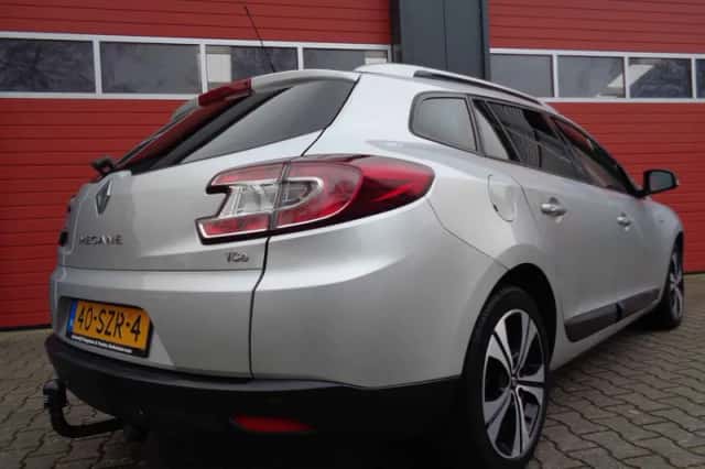 Renault Mégane (2012) thumbnail 2