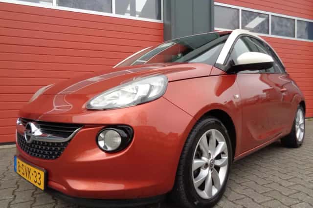 Opel Adam (2013) thumbnail 4