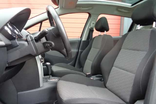 Peugeot 207 (2010) thumbnail 2
