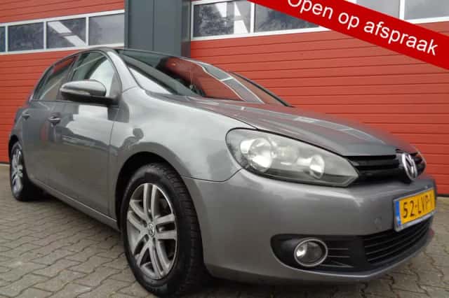 Volkswagen Golf (2010) thumbnail 1