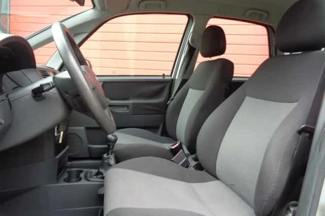Opel Meriva (2005) thumbnail 3