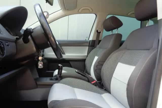 Volkswagen Polo (2009) thumbnail 3