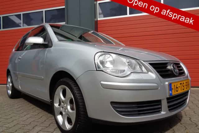 Volkswagen Polo (2007) thumbnail 1