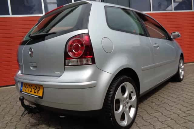 Volkswagen Polo (2007) thumbnail 5