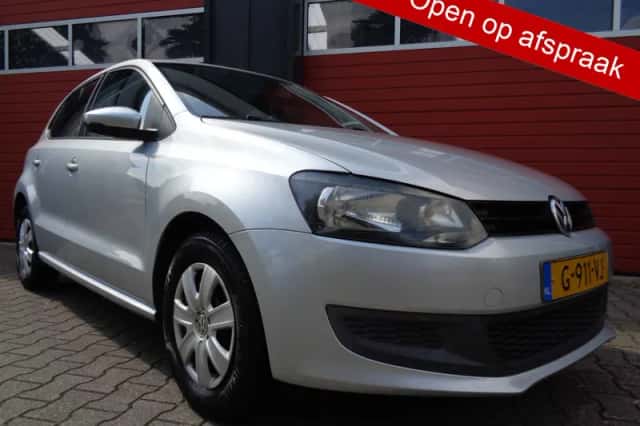 Volkswagen Polo (2012) thumbnail 1