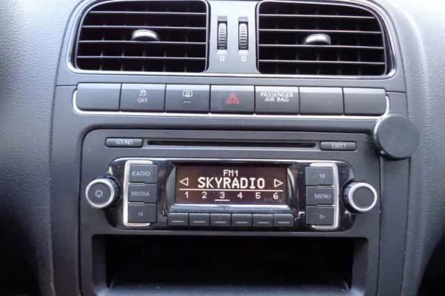 Volkswagen Polo (2012) thumbnail 3