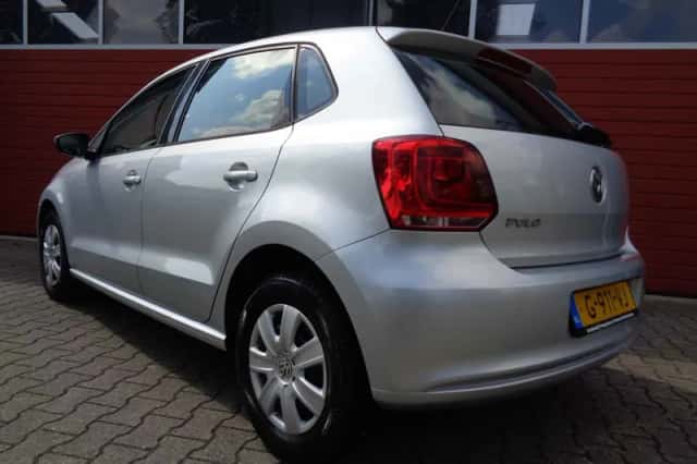 Volkswagen Polo (2012) thumbnail 6