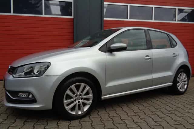 Volkswagen Polo (2016) thumbnail 4
