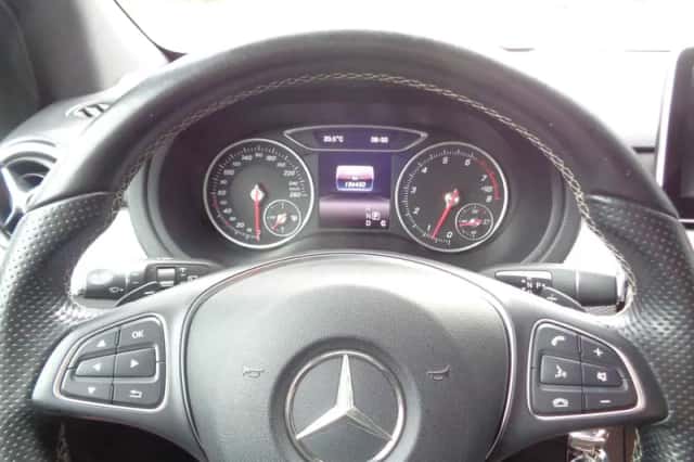 Mercedes-Benz B-Klasse (2016) thumbnail 3