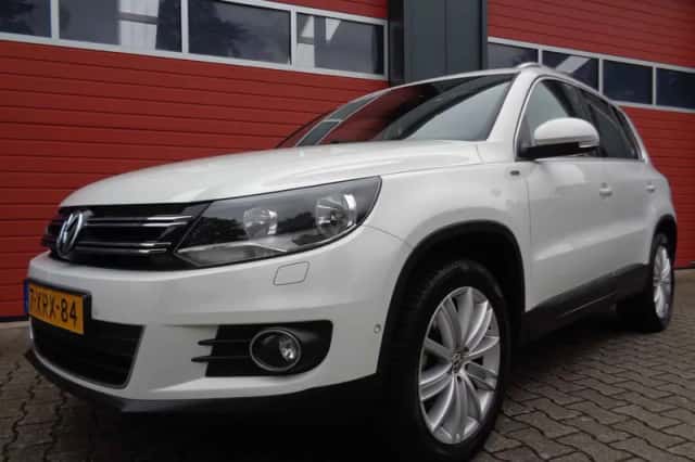 Volkswagen Tiguan (2013) thumbnail 4