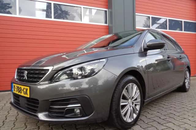 Peugeot 308 (2021) thumbnail 4