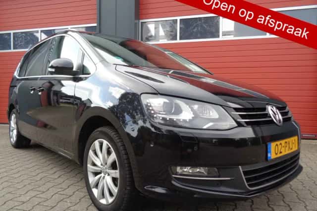 Volkswagen Sharan (2011) thumbnail 1
