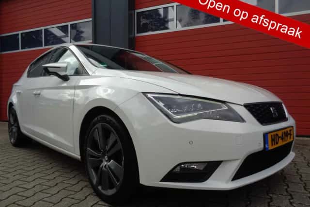 SEAT Leon (2016) thumbnail 1