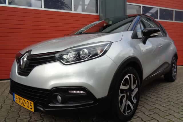Renault Captur (2014) thumbnail 4