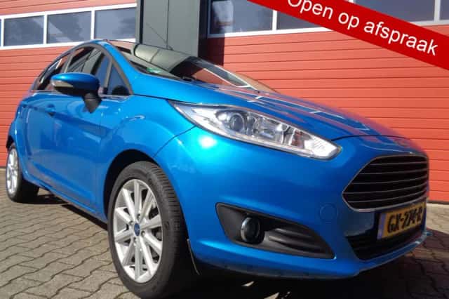 Ford Fiesta (2015) thumbnail 1