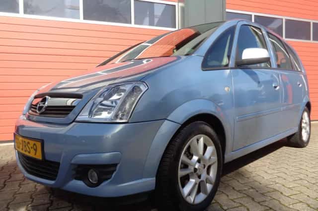 Opel Meriva (2009) thumbnail 4