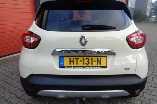 Renault Captur (2016) thumbnail 6