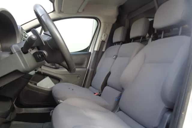 Peugeot Partner (2013) thumbnail 2