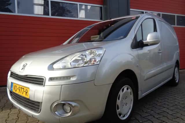 Peugeot Partner (2013) thumbnail 4