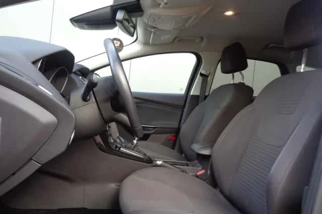 Ford Focus (2016) thumbnail 2