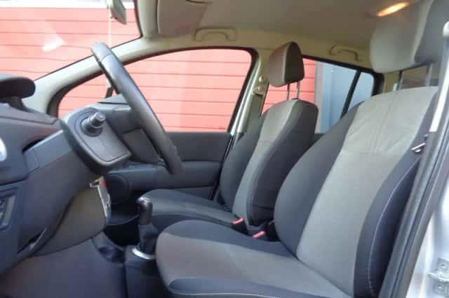 Renault Grand Modus (2009) thumbnail 2