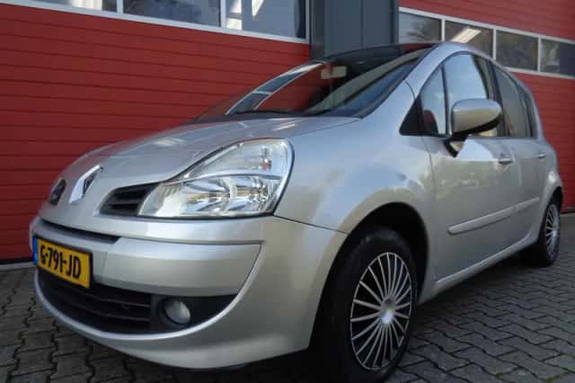Renault Grand Modus (2009) thumbnail 4