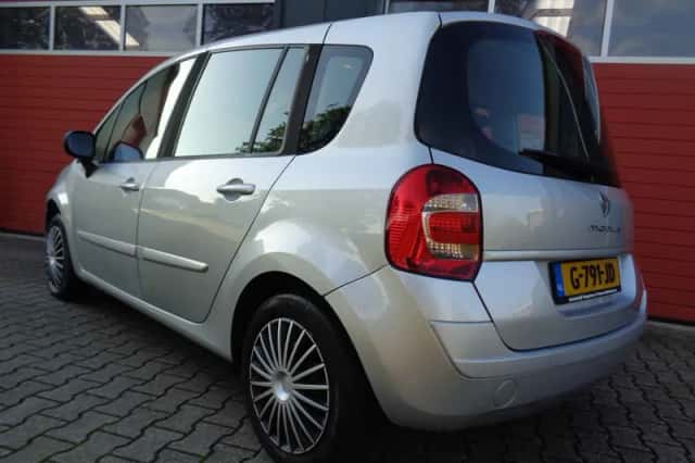 Renault Grand Modus (2009) thumbnail 6