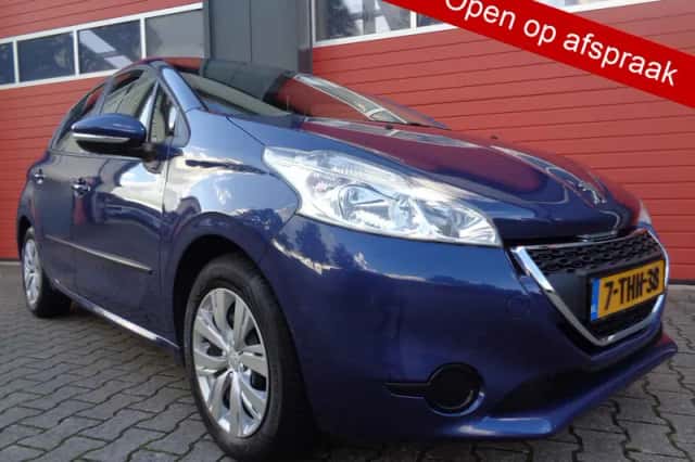 Peugeot 208 (2013) thumbnail 1