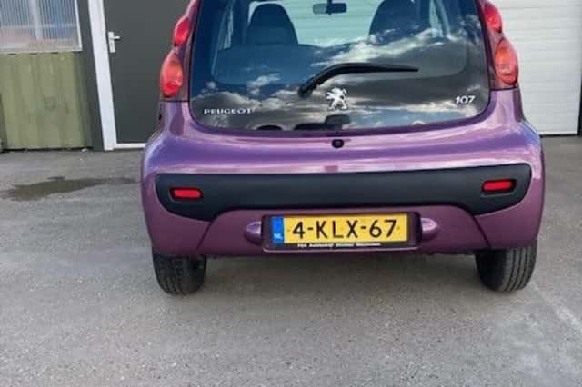 Peugeot 107 (2013) thumbnail 6