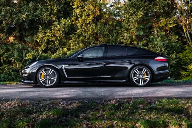 Porsche Panamera (2011) thumbnail 4