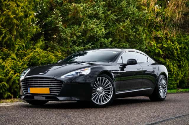 Aston Martin Rapide (2014) thumbnail 1