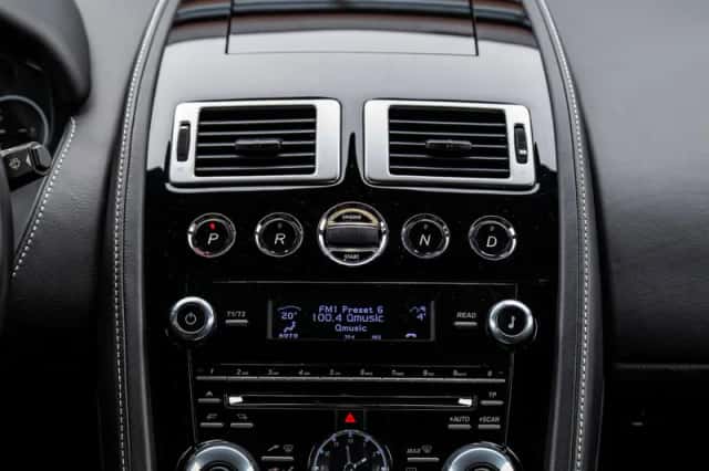 Aston Martin Rapide (2014) thumbnail 6