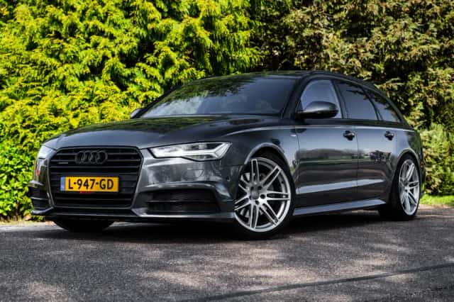 Audi A6 (2015) thumbnail 1