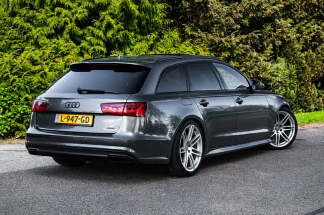 Audi A6 (2015) thumbnail 2