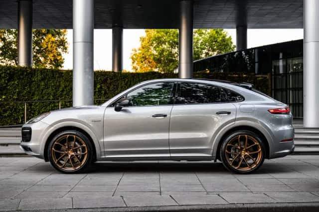 Porsche Cayenne Coupé (2020) thumbnail 4