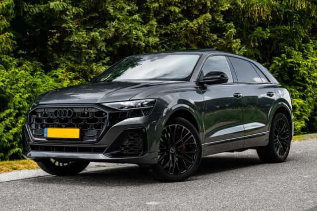 Audi Q8 (2024) thumbnail 1