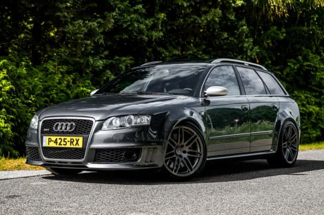 Audi RS 4 (2006) thumbnail 1