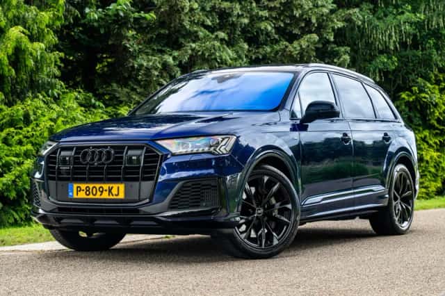 Audi Q7 (2021) thumbnail 1
