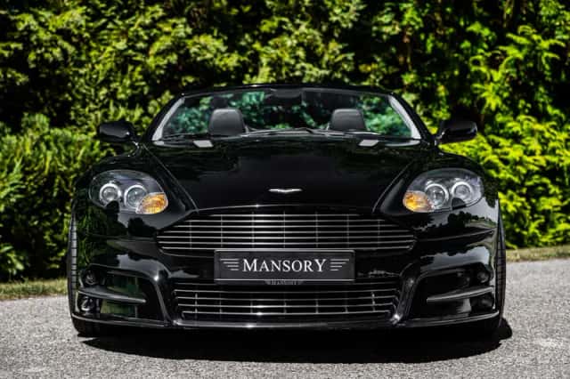 Aston Martin DB9 (2006) thumbnail 3