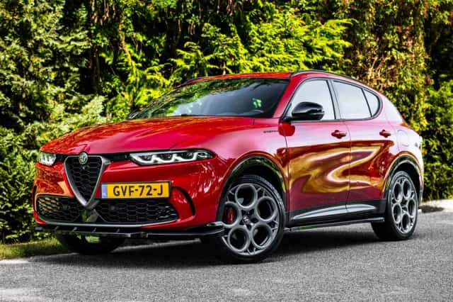 Alfa Romeo Tonale (2023) thumbnail 1