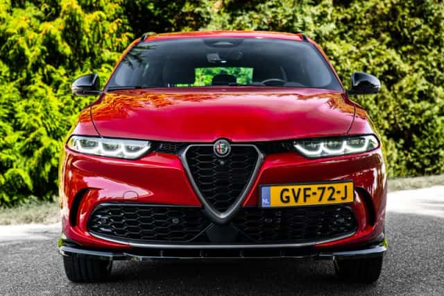 Alfa Romeo Tonale (2023) thumbnail 3